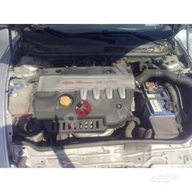 Motore in attesa di prova alfa romeo 147