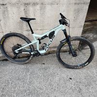 MTB Full Focus Jam 6.8 M 2022