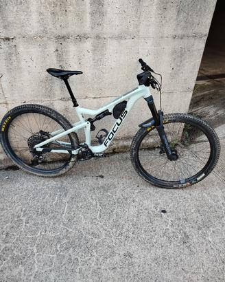 MTB Full Focus Jam 6.8 M 2022
