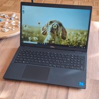 Pc portatile Dell Latitude3520 256GB 8GB i5 W10-11