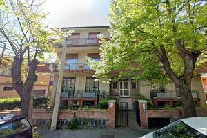 Cod.A234 Appartamento mq.155 zona centrale