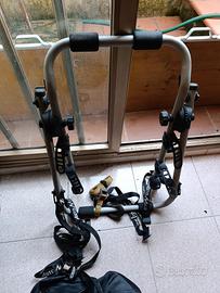 Porta biciclette posteriore da auto.