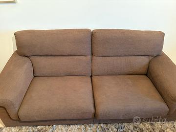 Divano 2 posti