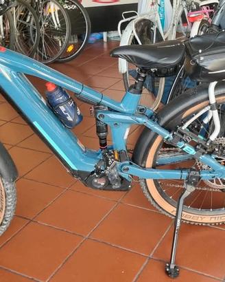 E - BIKE A PEDALATA ASSISTITA