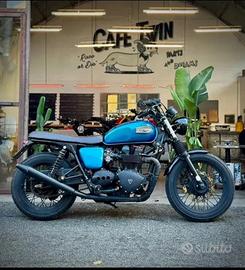 Bonneville Triumph