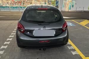 Peugeot 208 pure active