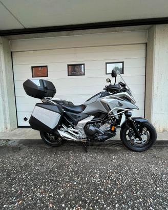 Honda NC750X DCT