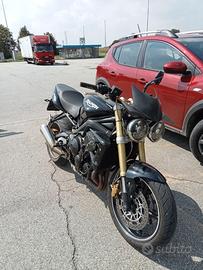 Triumph street triple 675 2011