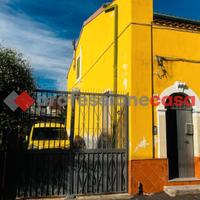 Cibali - Casa Indipendente con giardino