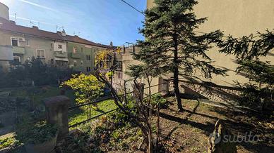 Scorcola, bilivello da ristrutturare