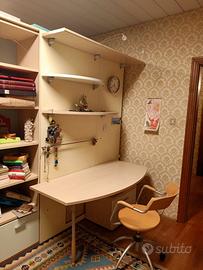 Camera  con letto, scrivania e libreria e armadio