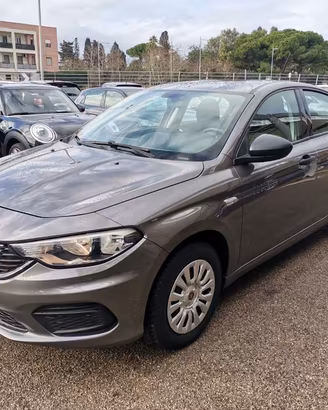 Fiat Tipo 1.3 Mjt 4 porte Easy