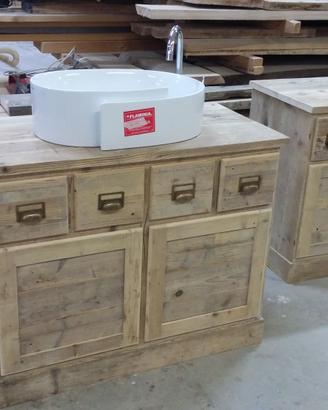 bagno in legno vecchio recuperato 2 ante 3 cassett