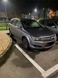 Opel Astra SW 1.7 Diesel del 2011
