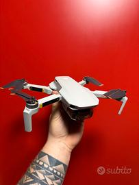 DJI mini 2 fly Combo