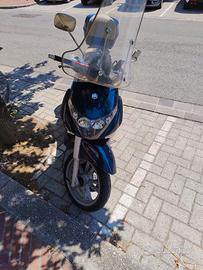 Beverly 250 i.e