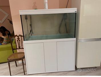 Acquario 300l con mobile quasi nuovo