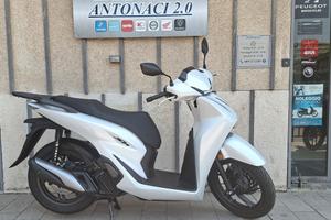 Honda SH 125 my26 Pearl Cool White - IN PRONTA COS