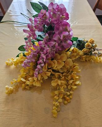 Fiori artificiali nuovi