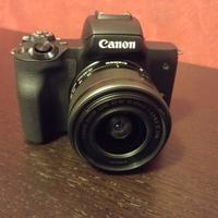 fotocamera Canon m50