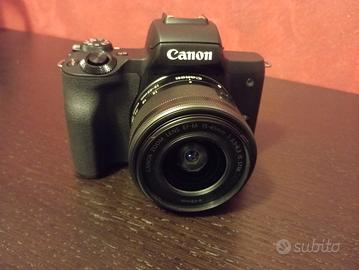 fotocamera Canon m50