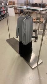 ARREDO NEGOZIO ABBIGLIAMENTO