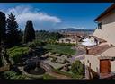 villa-di-210-m²-con-piu-di-5-locali-e-box-auto-a-f