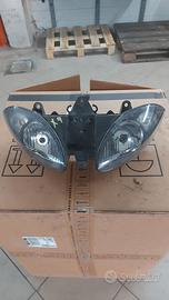 FANALE ANTERIORE PIAGGIO X9