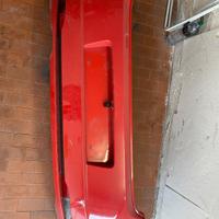 Paraurti posteriore grande punto