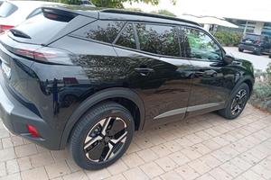 Peugeot 2008 GT Hybrid /145 CV e-DCS6