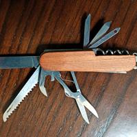 Coltello Multiuso Tascabile da Campeggio