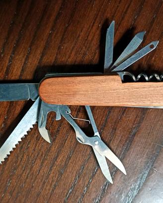 Coltello Multiuso Tascabile da Campeggio