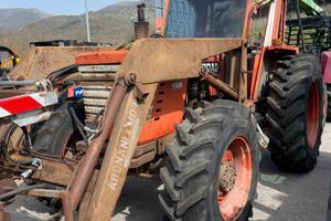 TRATTORE CARRARO 920DT CON CARICATORE