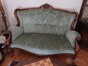 Set divano + 2 poltrone + 2 pouf