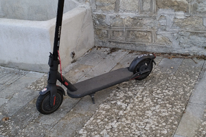 Monopattino elettrico Xiaomi 4lite