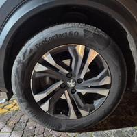 Gomme Continetal estive 215/60/R17 96H