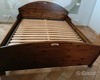 Letto matrimoniale Grattarola in noce