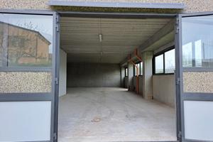 Capannone uso industriale artigianale con piazzale