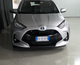 Yaris ibrida 2023 trend unico proprietario