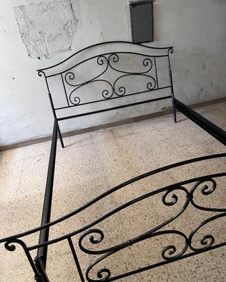 Letto in ferro battuto