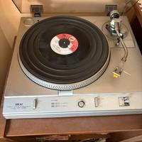 giradischi akai model AP-D33