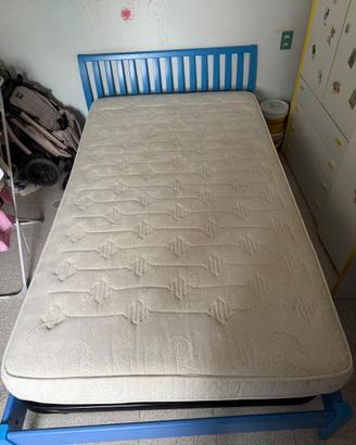 Letto 1 piazza e mezzo con  struttura e materasso