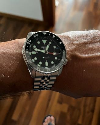 Seiko 5 GMT