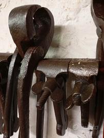 Vecchi attrezzi 