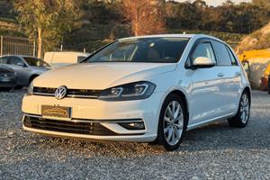 Volkswagen Golf 2.0 TDI DSG 5p. Highline BlueMotio