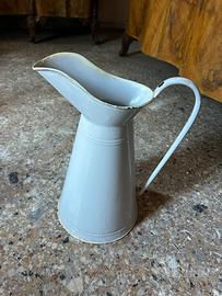 Brocca smaltata vintage