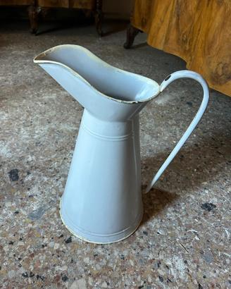 Brocca smaltata vintage