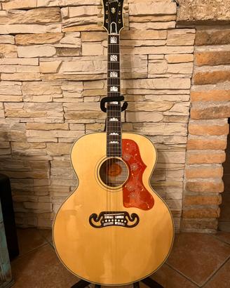 GIBSON SJ-200 True Vintage