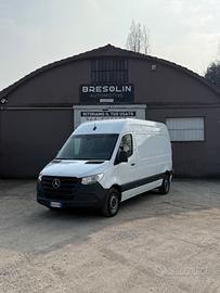 Mercedes Benz Sprinter 311/315 LH2