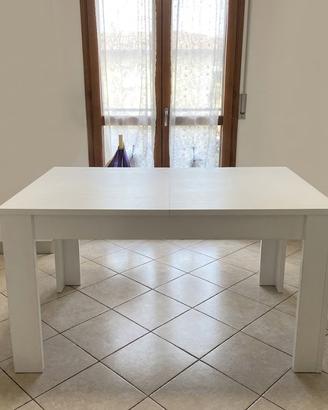 Tavolo da pranzo allungabile